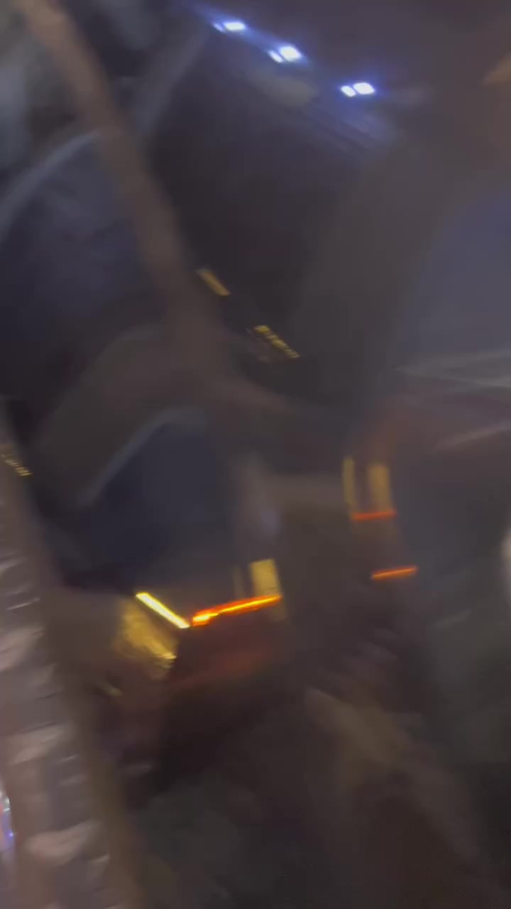 السلام عليكم ورحمة الله وبركاته اخوان ماكس عدله للبيع مال رنبه كفاله عامه مكاني بغداد حي العامل السعر خاص متواجد خاص *********** هاذه رقمي
