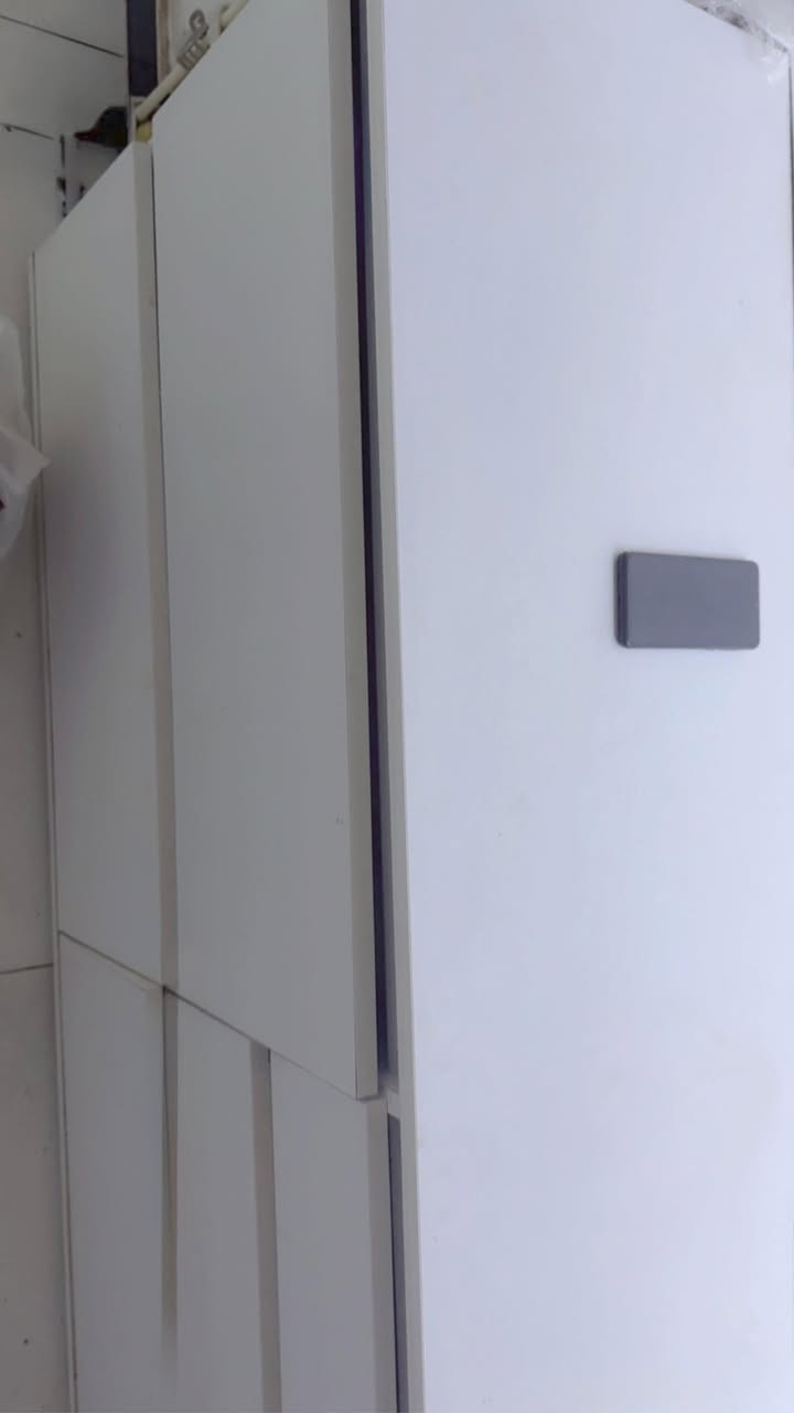 قطعة كاونتر واحدة طولها مترين ونص وعرض 45 ونظيفة كلش
سعرها 80 الف
عنوان / حي الجهاد الشارع التجاري
للاتصال ***********
