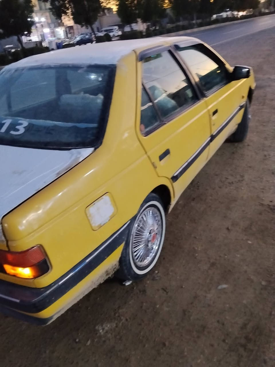 سلام عليكم سياره بيجو  موديل 2009سياره جاهزه ما عده المحرك بي بخار سنويه ال 2027 رقم انكليزي بابل مصفره هيئه وغرامات السعر 25وبي مجهال اتصال على رقم ***********
