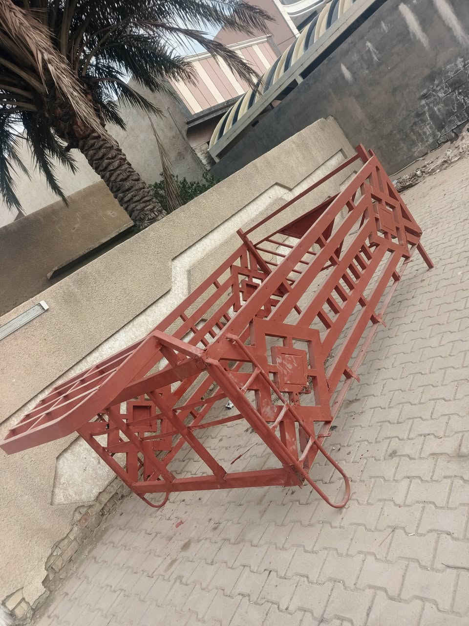 السلام عليكم محجر ما نكيه 7 شنغال للبيع سعر 225 العنوان بغداد المدائن رقم الهاتف***********
