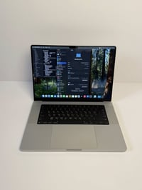 Macbook pro M2 pro 512 GB Hard 16 GB Ram Battery 95% Cycle 40 16,2 inc...