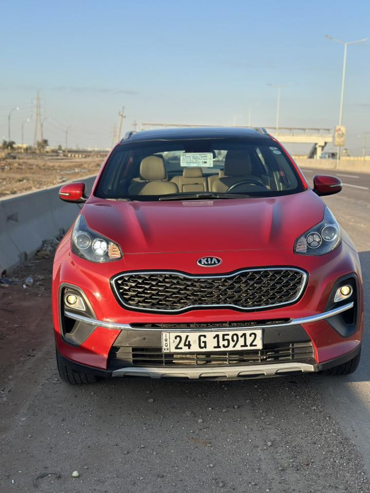 السلام عليك سبورتج خليجيه موديل 2021 محرك 2000 دوش السياره فول مواصفات بصمه بنوراما كشنات جلد بيجي  جنطه كهرباء كشنات كهرباء مري شفط تحكمان جهتين قطعتين تبريد مكفوله كلها ما عده بارد قليل بقبق الصندوك ماشيه 97 الف مكاني بغداد الشعله 
السعر 21 
الرقم ***********
