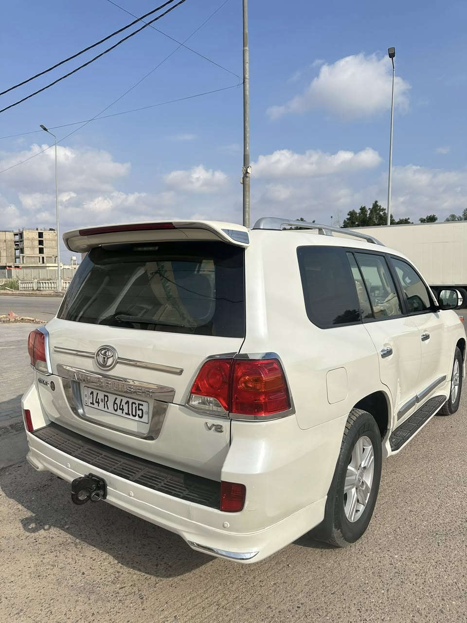 لاندكروز 2014 خليجي فطيم رقم بصره جديد باسمي
مكفول صبغ ضربه تبديل  
فول موصفاتGxR.
 حساسات امامي خلفي كامره خلفي شاشه بصمه تشغيل عن بعد داخل قرميدي   فتحه كشنات كهرباء باقي موصفات معروفه. شراي يتصل ***********
بيع او مراوس
