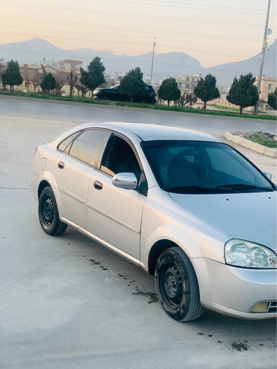 ئۆپترا ٢٠٠٤ ئارم پلاستیک بە شەرت
هەموو گیانی بە شەرتە
خوار بازار  یەک پارچە سبوخە بێ داخلی 
شاشە ئایپاد
*********** 
*********** رانية, السليمانية
