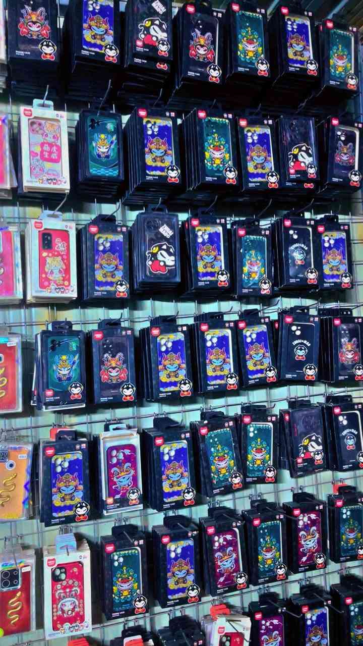 عرض 200 كفر بسعر 60 الف دينار وتوصيل مجاني موديلات كلها حديثه 

تجيك ايفون اندرويد رقمي ***********
