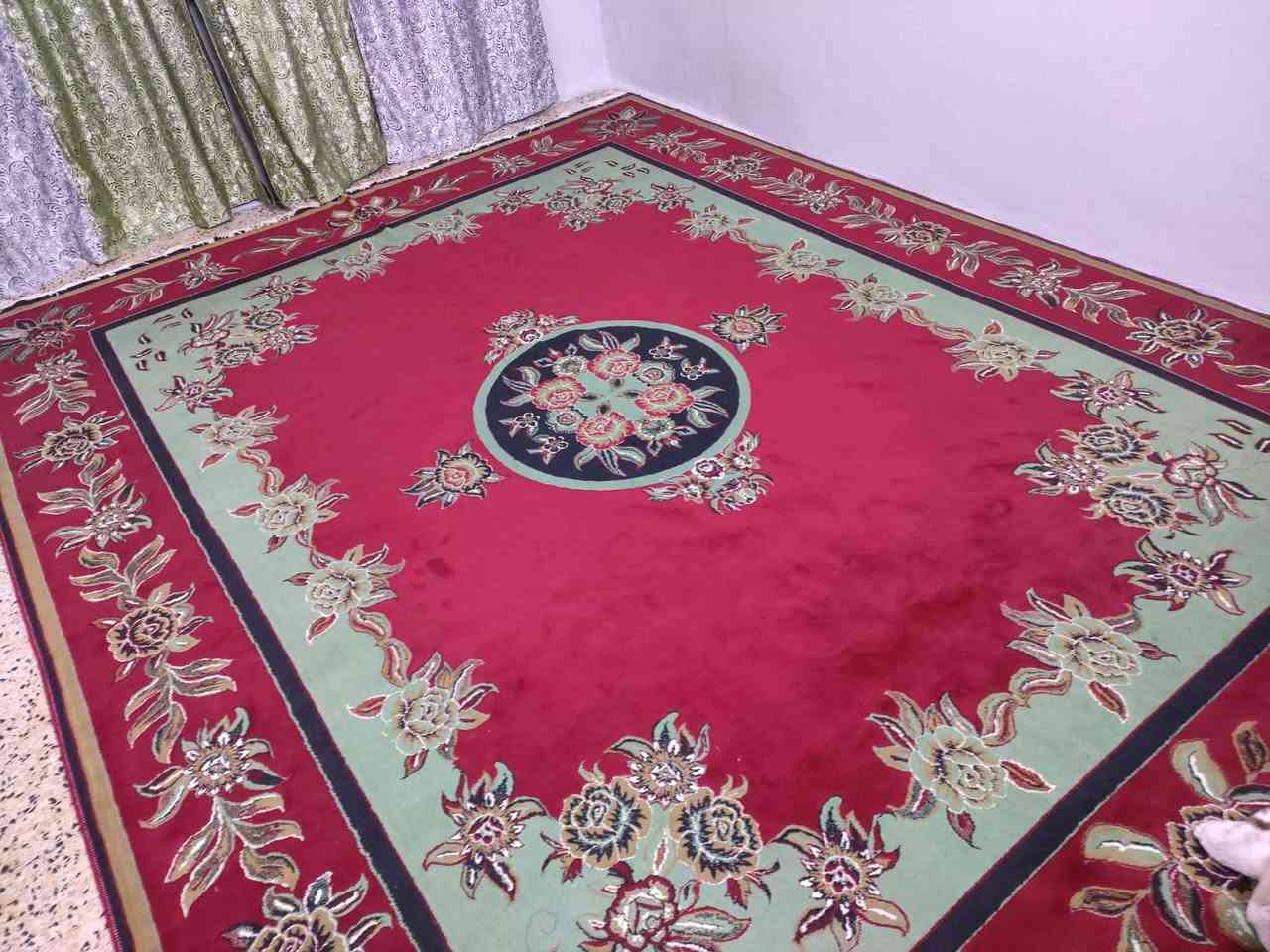 السلام عليكم
فرشة للبيع 
قياسها 3×4
مكاني حي القدس 
للتواصل على الارقام 
***********
***********
