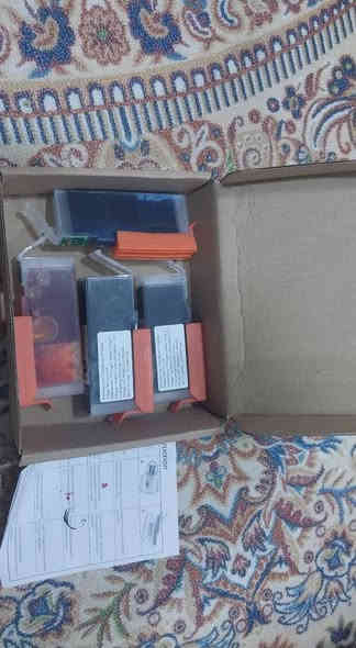 البيع كلشي بسعره 
***********
