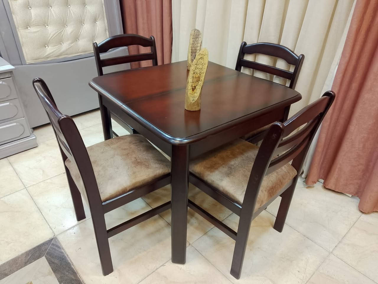 #_طاولة_سفره_مودن_تفصيل4كراسي_كوالتي_عالي
بحاله الوكاله استخدام مده قصيره
وخشبها زان بالكامل ودهان جوزي
وتنجيد جديد وبتصغر وتكبر
والله يبارك لصاحب النصيب


**إذا كنت صاحب هذا الإعلان وتريد حذفه لأي سبب، رجاءا أرسل رسالة إلى الدعم الفني**