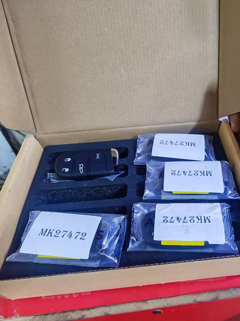 السلام عليكم
توفر برمجة بصمة مفقودة او اضافة بصمة موديل 23 او 24 

📌جيب كومباس 
📌جيب رنگيد 
📌دوج هورنيت 
متواجدين بجانب الكرخ والرصافة

👈الفرع الاول يرموك مجاور مطعم اغاتي 
👈الفرع الثاني  البياع الحي الصناعي
👈الفرع الثالث  كسرة وعطش 

***********
