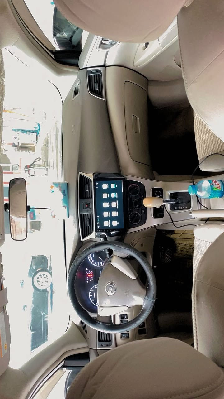 سلام عليكم نيسان سنترا خليجي 2019 للبيع 
مواصفات 
شاشة 
كاميرا 
تبريد قطعتين 
السعر 118 ورقة وبيه مجال بسيط 
الضرر قطعة واحدة فقط جامرلغ  فقط 10سم
سيارة بسمي سنوية جديدة ثاني يوم تحويل  
للاستفسار الاتصال 
واتساب او على الخط 
***********
