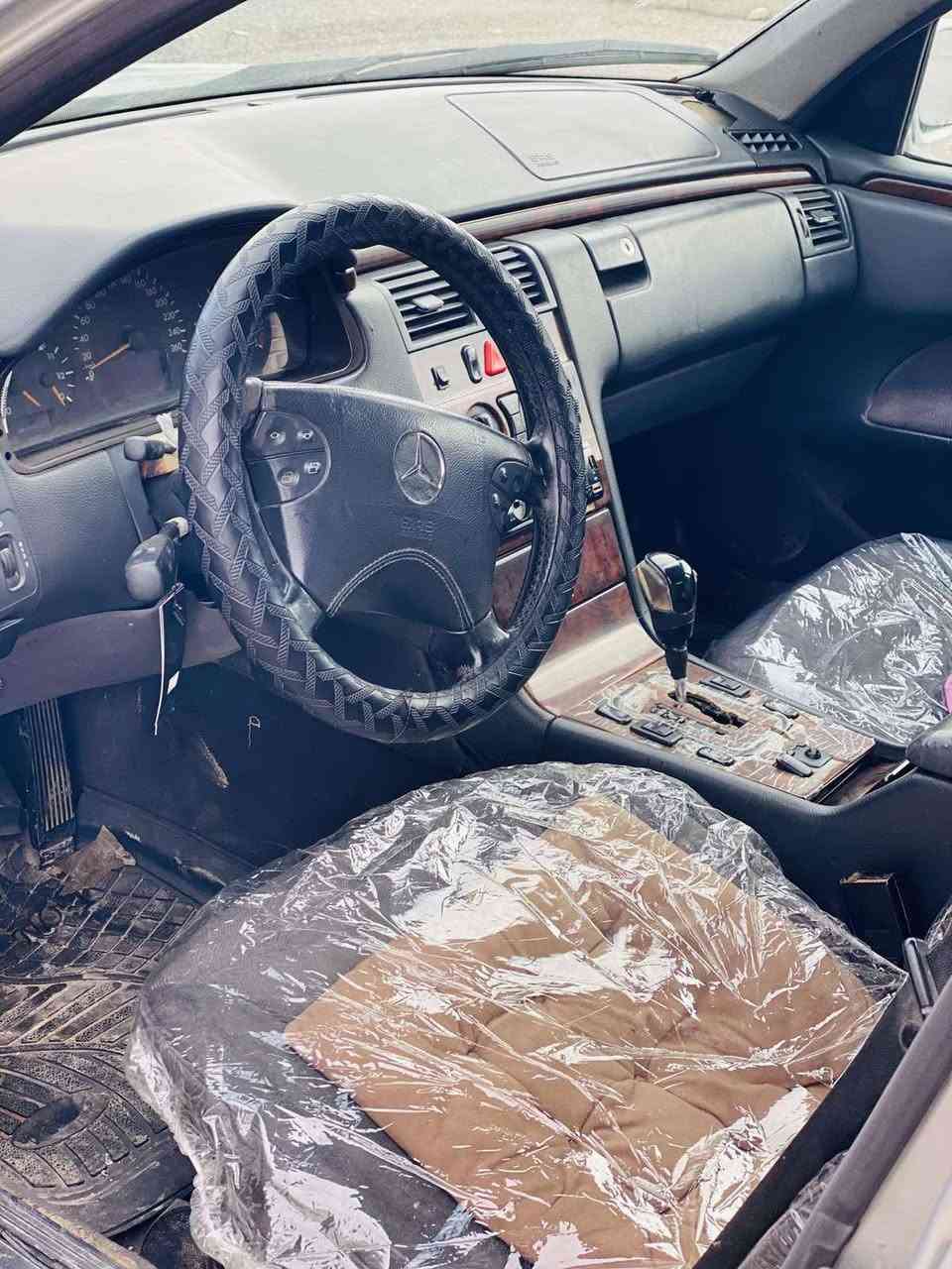 مارسيدس عفريت موديل 2000ئارم بلاستيك هه ولير ئارمه كه ي اينساخه گێڕ توماتیک گێڕو مکینە بە تە یە جام كاربايي سعري 35ورقه مجال شووين هه ولير زماره  *********** أربيل, العراق
