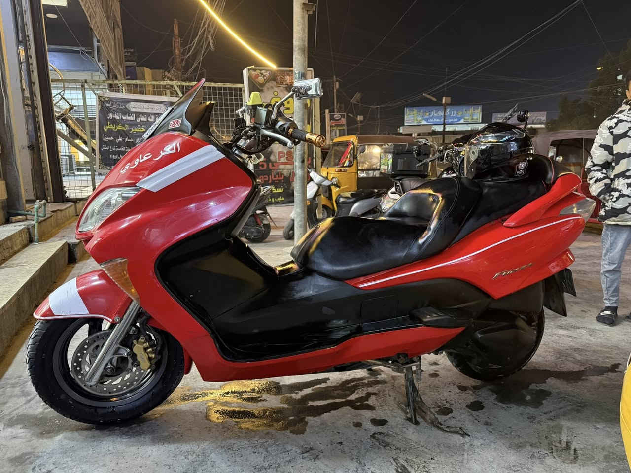 سلام عليكم فورزة 08 للبيع رقم انكليزي حلو الدراجة خير من الله شلعه ومعدل الدراجة على ايدي جاهزة من كلشي كهربائيات كلهة شغالة بسمي السعر($15) وبيها مجال الرقم ( *********** )
