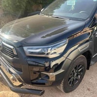 هيلوكس ادفنجر 2023  رقم اربيل / 6 سلندر  كويتي فول مواصفات / 4 كامرات ...