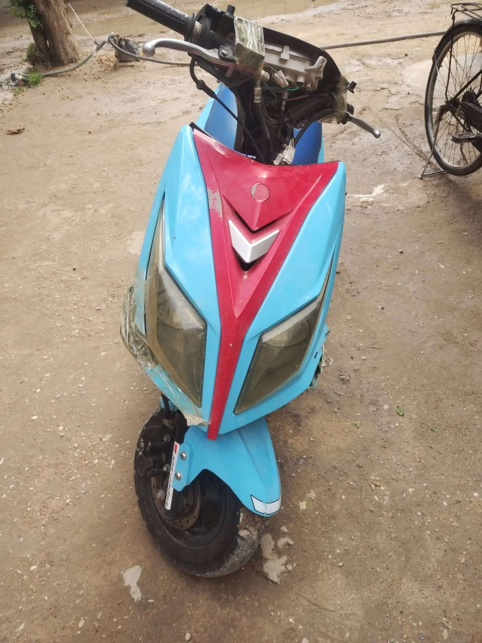 دراجه راس للبيع_ما السعر 175__***********
