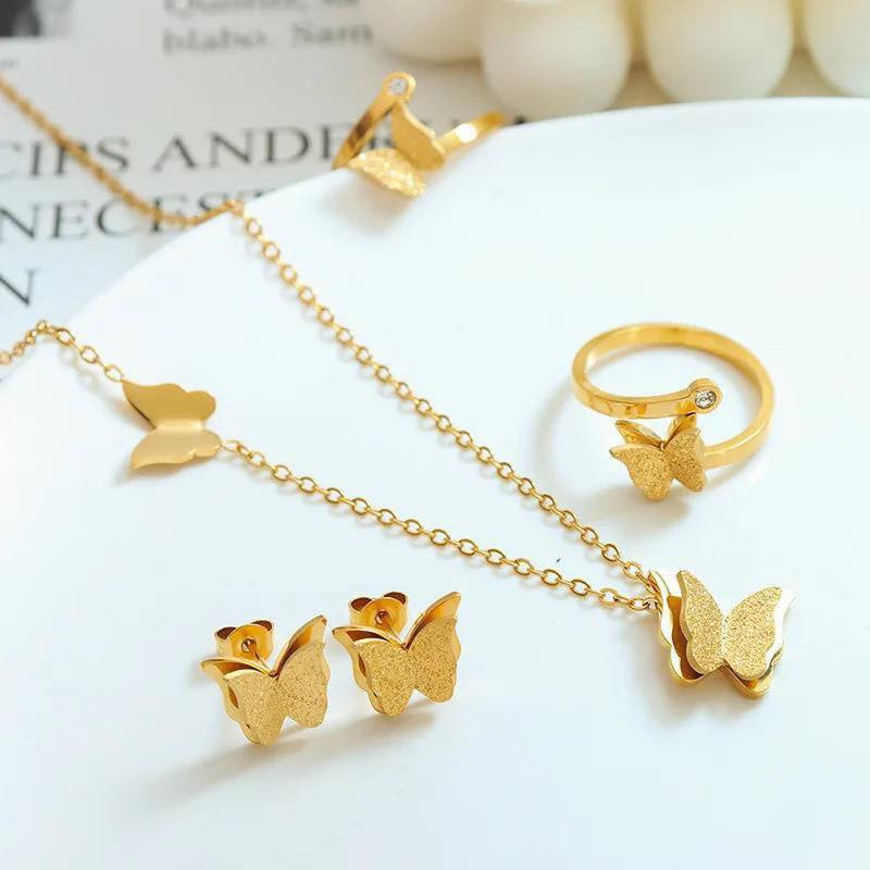 🦋 سيت الفراشة 🦋

سيت متكون من قلادة + محبس + تراچي 🦋

🌟كوالتي ممتاز أصلي ✔️
🌟طلاء ثابت بجودة عالية 💯
🌟غير قابل للصدأ ✔️ 
🌟مصمم بلمسة جاذبية 😍 
🌟تألقي بسحر جاذبية التصميم المميز 💕
🌟متوفر باللون الذهبي 🦋

🚘يوجد خدمة توصيل لجميع محافظات العراق ٤ الاف🚘


**إذا كنت صاحب هذا الإعلان وتريد حذفه لأي سبب، رجاءا أرسل رسالة إلى الدعم الفني**