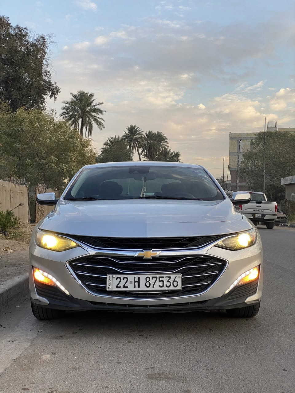 ماليبو LT 2021 محرك 1500 تيربو ( 1.5T )
السيارة بأسمي ( تحويل ثاني يوم )
رقم اربيل ، الرقم الجديد + هزة جديدة 

( حادثها خفيف كلش جنطة ومصلحة بارد نفسها ) + الجاملغ الأمامي مطخوخ بالعراق وهم مصلح بارد نفسه ) وكلها موضحة بالصور

مواصفات الـ LT المعروفة :
- بصمة ، تشغيل عن بعد ، ابواب بصمة
- تحكم ستيرن ، كاميرا دوارة ، حساس اطارات
- كشن كهرباء ، تدفئة كشنات
- مانع انزلاق ABS ، اوتو ستوب ، مثبت سرعة
- تبريد قطعتين امامي خلفي ، التبريد الامامي مناخين منفصل ( sync ) 
- شاشة كاربلاي + اندرويد اوتو ، 2 منافذ شحن TYPE C و USB 
- لايتات زينون اصفر عالي ناصي 
- ايرباكات بلادية وسليمة 100‎%‎
- السيارة ماشية 106.000 ميل

* باتري جديد + تخم تايرات جديد + قاعدة فيتبم كاملة جديدة وبلكات جديدة من علي الكردي + دهن وفلتر كير اصليات مبدلات قبل شهرين + ادامة 

السعر : 132 ورقة وبيها مجال بسيط جداً
للتواصل على الرقم : ***********
