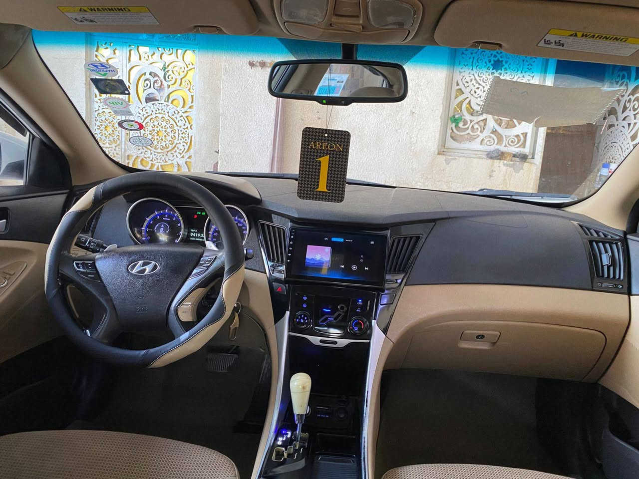 سلام عليكم للبيع سوناتا خليجي موديل 2011 كفاله من الضربه والتبديل والصبغ والفتح بيه صبغ بلهلال الخلفي أثر زنجار محرك 2400 محرك كير تبريد حداديه كفاله فول مواصفات سياره رقم بصره جديد سنويه مجدده 2030 شاشه كامره خلفيه تحكم ستيرن نضام أيكو شفتات سرعه حساسات خلفيه تبريد قطعتين مرايات شفط  سعر 120 وبيه مجال قليل سياره جديده ***********عنوان بصره
