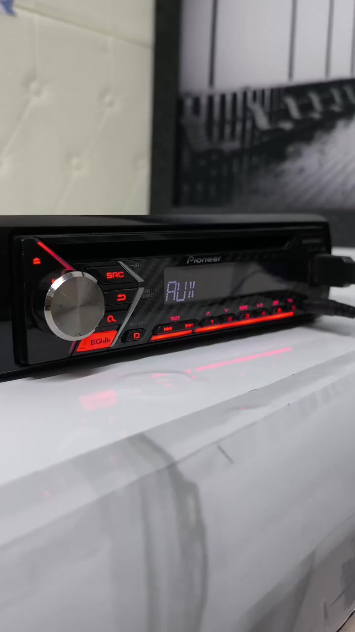 بايونير بدون فيشة تفصيخ اصلي . يدعم لونين ازرق واحمر . سعر - 30 -
ملاحظة : شكل الفيشة موجود بالصور . يدعم بلوتوث خارجي فقط 
اوكس يواسبي سي دي قرص راديو . متوفر توصيل


**إذا كنت صاحب هذا الإعلان وتريد حذفه لأي سبب، رجاءا أرسل رسالة إلى الدعم الفني**