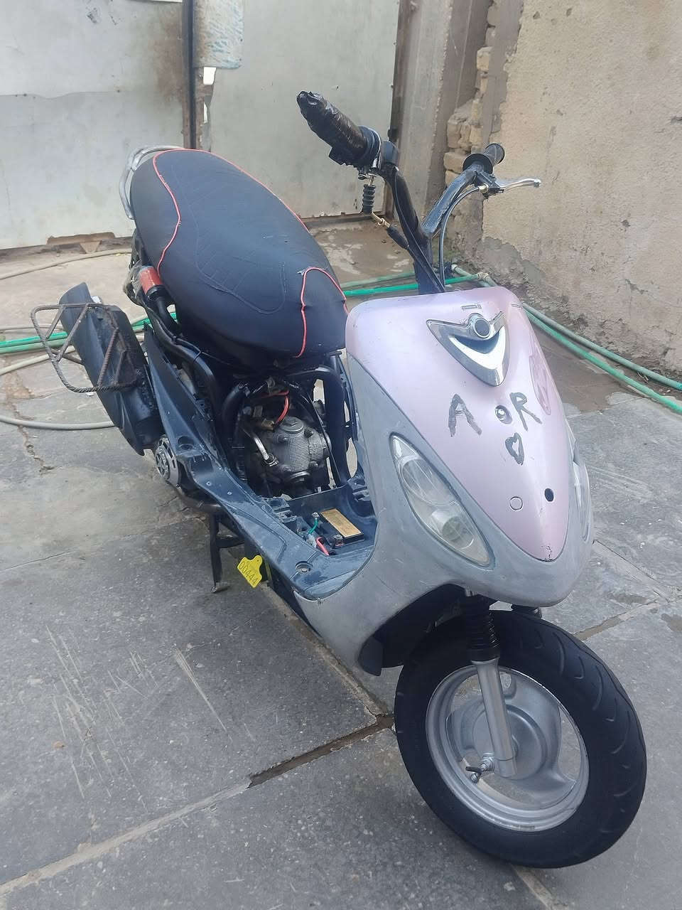 السلام عليكم للبيع دراجه مكينه ما مفتوحه السعر خاص وهاذه رقمي *********** ولي مو شراي لا تدخل تتفشل😏
