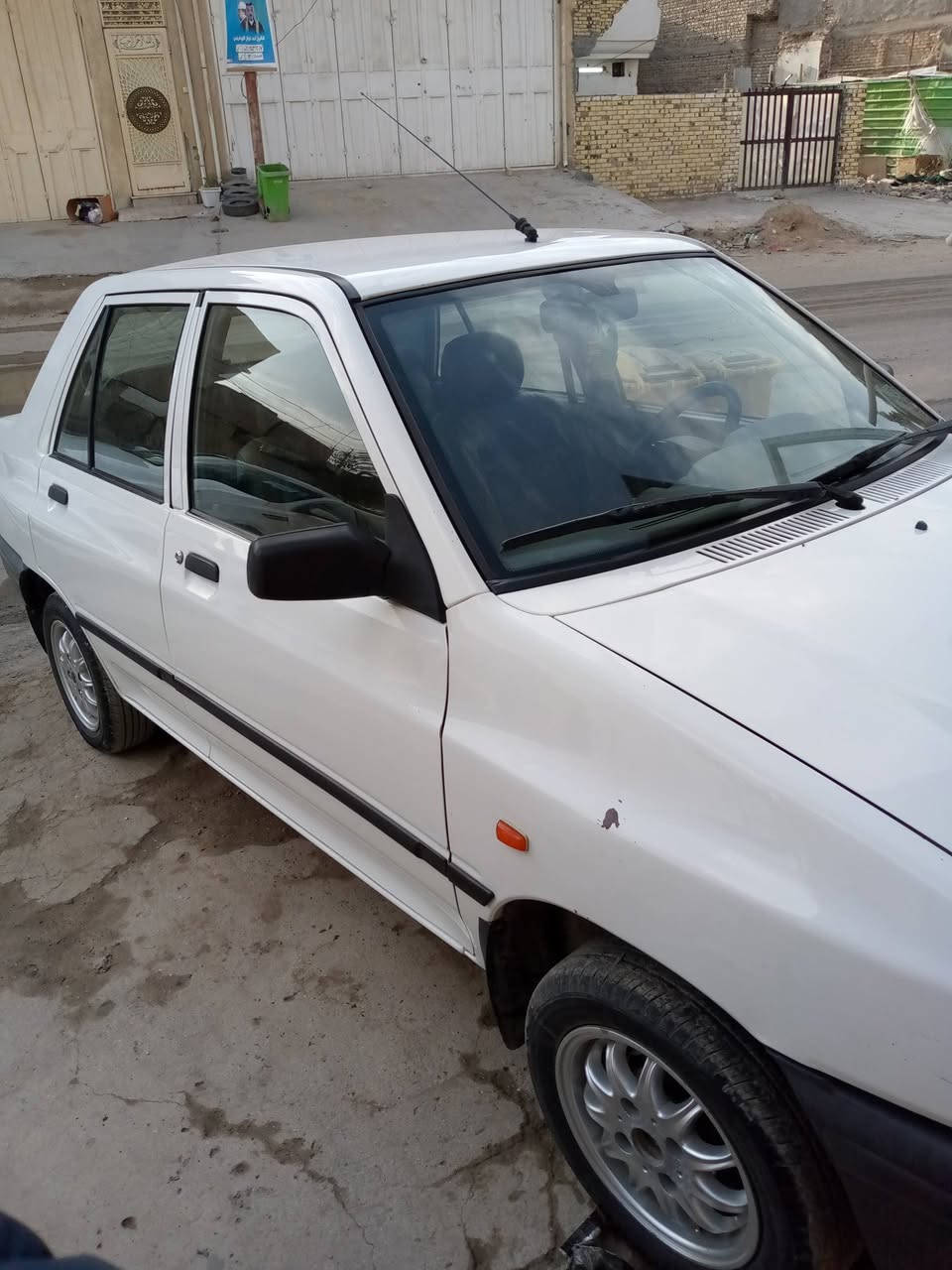 السلام عليكم سايبا موديل 18 للبيع كله بلادي ويل كم شاشه حجم كبير دبل ايرباك حساسات بيه صبغ بس الباب الخلف السائق ربع باب مكاني الحله مركز المدينه سنويته ساقطه اتصل على الرقم *********** وبيكم خير وتدللون
