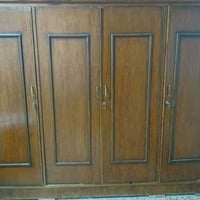 غراض مستعمله للبيع شرط نظيفه مع دوشك مال تخت نفرين لل استفسار 07710795...