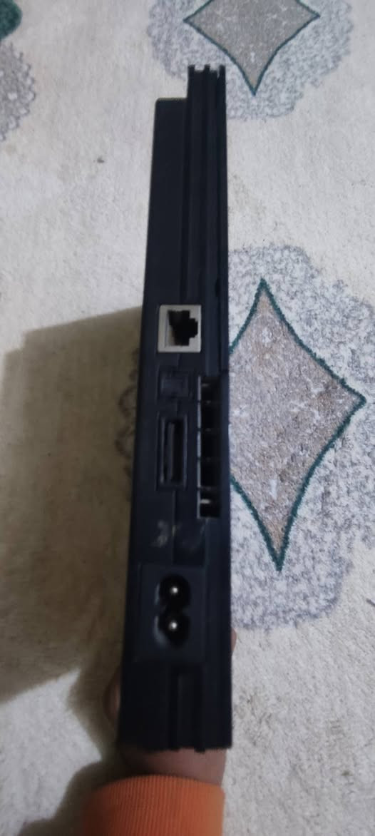 يده,1
بلي.2.نضيف
رام.30.لعبه
السعر.60


**إذا كنت صاحب هذا الإعلان وتريد حذفه لأي سبب، رجاءا أرسل رسالة إلى الدعم الفني**