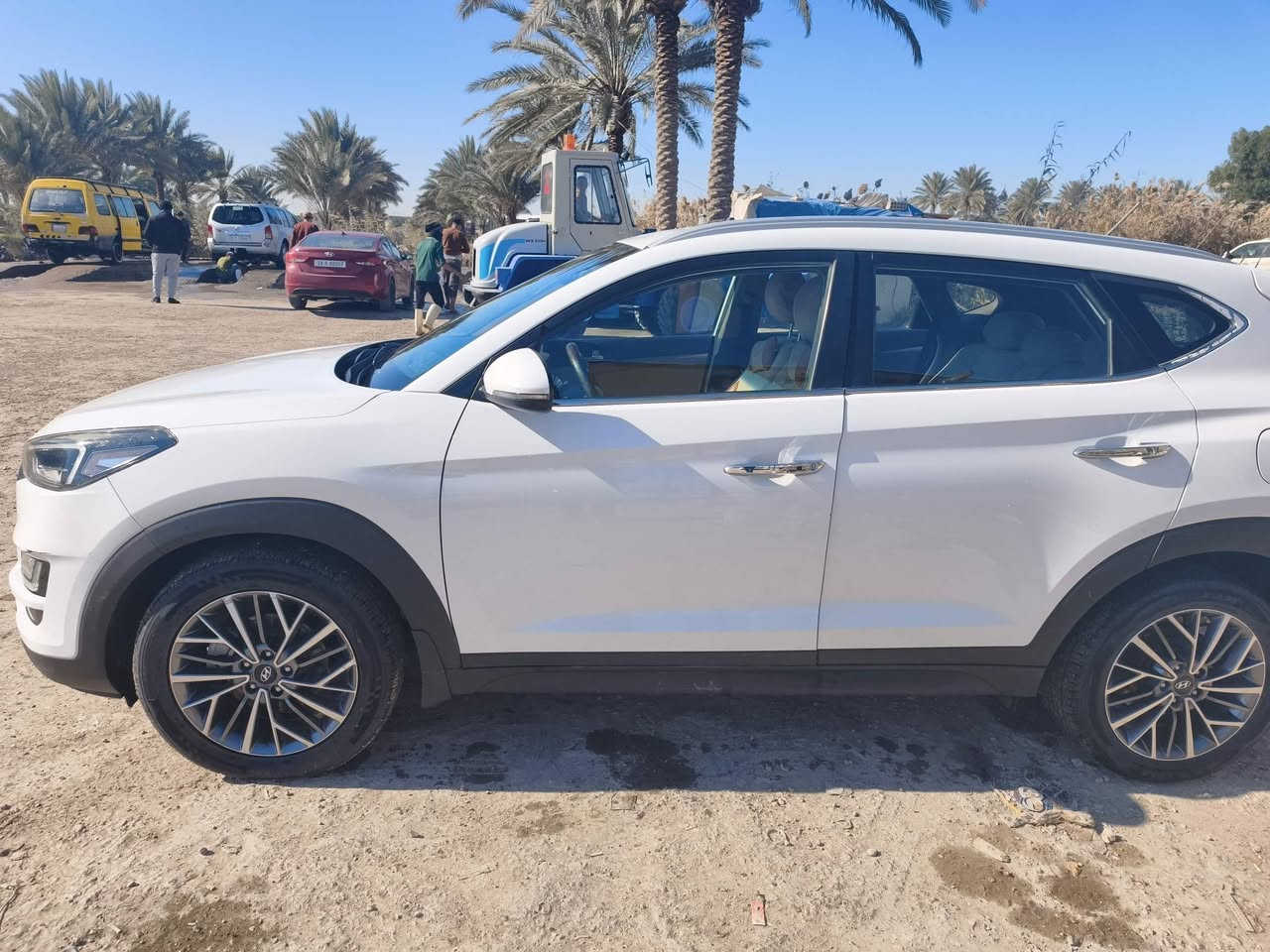 #توسان2019خليجي  بابل رقم دولي انكليزي ماشيه 124Km فقط🚘
فول مواصفات ما عدا فتح خمس عدسات 
مكان السياره بابل  واستفسار اتصل ***********
