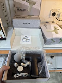 مسدس مساج • ٦ سرعات • ٥ قطع باقية