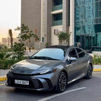 كامري موديل 2025 فول مواصفات  1. بانوراما  2. رادار امامي وخلفي  3. كش...