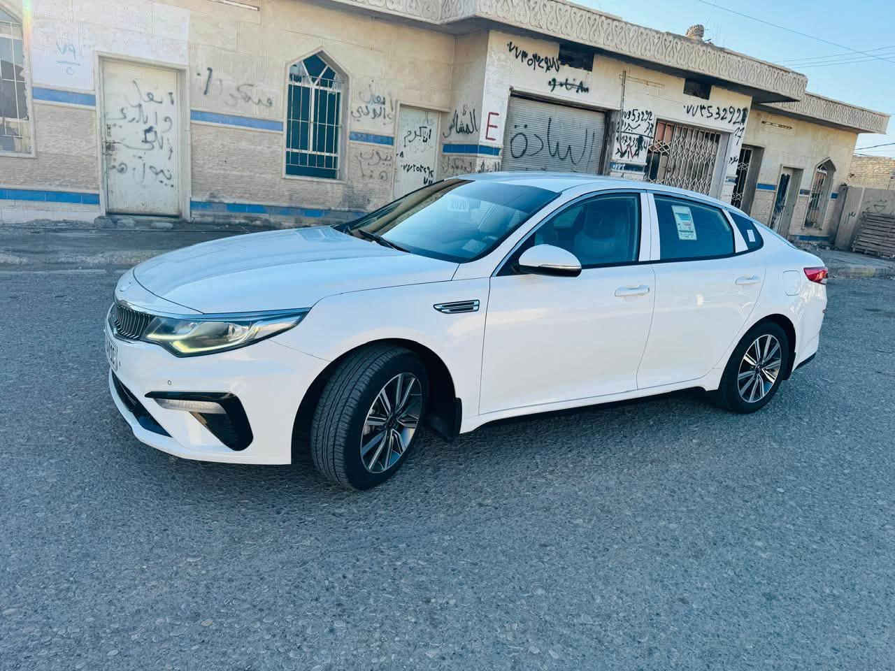 السلام عليكم
موديل 2019 شكل ال 20وارد خليجي
رقم واسط دولي مشروع وطني بسمنه 
مواصفات
كامرا خلفيه
تحكم ستيرن
تبريد قطعتين
ماشيه168 الف ستخدام شخصي شرط
ويل كروم 
مكينه 2400 دوش
المرغوب مامفتوح
سبير مانازل بوضع الشركه
شاشه كبيره
اشاره بمرى
سياره جديده
وجاهزه
حداده
تبريد
تخم تاير
كير
ومكينه
وجديدة بمنعئ الكلمه واحلى من الصور
وباقي المواصفات
معروفه
سياره جديده وجاهزه
الاخير العنوان واسط الكوت
السعر180 
 الاستفسار أكثر
***********
