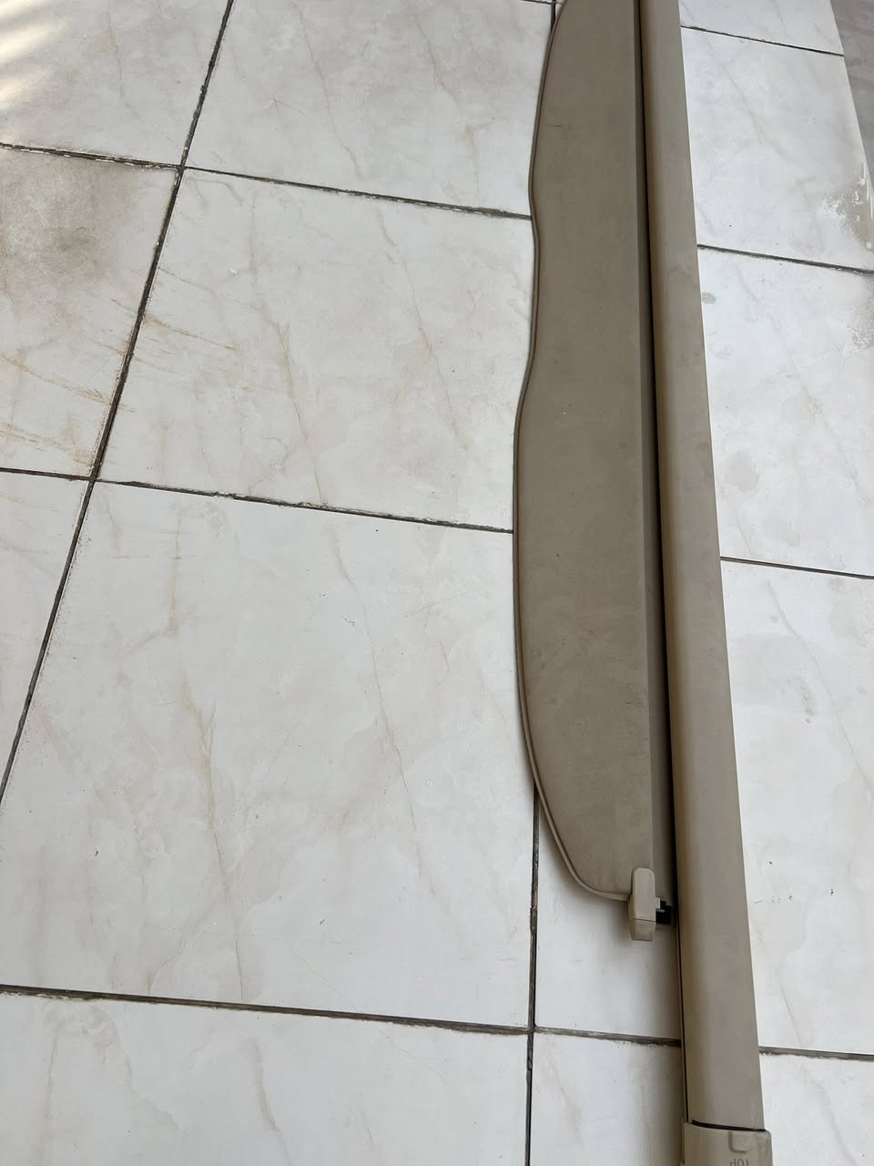 غراض لاند كروز بلادية شباك وبردة منفاخ نضيفات جدا الشراي يتصل ويدلل مكان بغداد واتساب ***********
