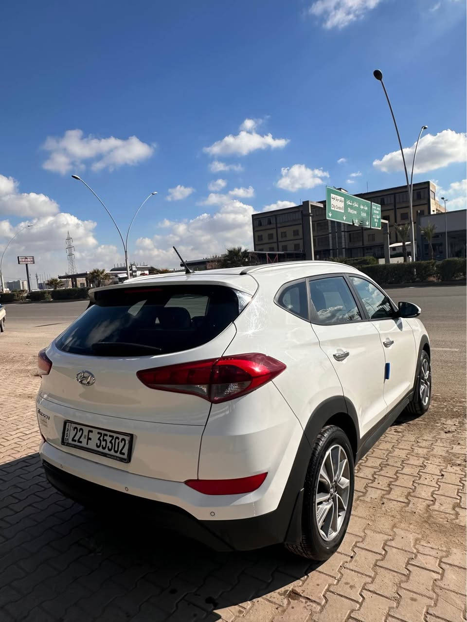 هیۆندای توکسۆن ٢٠١٨ سەیارەکی توند و تۆل ١٣٤ هەزار کلم رۆیشتووە گێر و مەکینە بەشەرت رەقەم هەولێر  وەکالە و بەناوکردن بە شەرت تەبردی سارد و گەرم بەشەرت سەیارەکی زۆر پاک و خاوێنە  سەیارەکە دەعمی نیە بێ سبوخ بێ سارد سعری ١٨٧کەمێک مەجال شوێن هەولێر /ژمارەی موبایل :*********** أربيل, العراق
