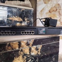 اكسسوارات إلكترونيات • متوفر