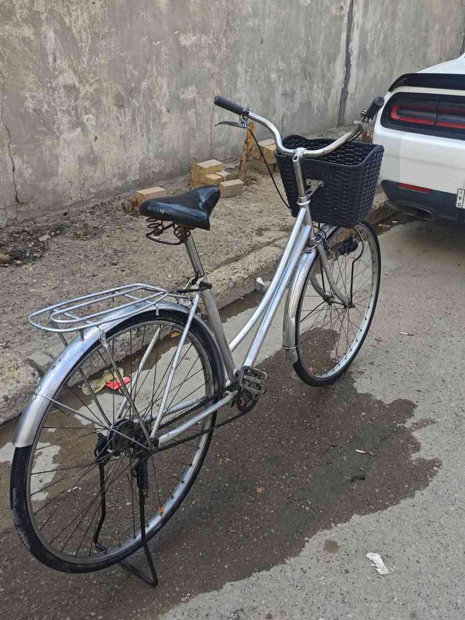 سلام عليكم بايسكل بناتي حجم 26 ياباني
ستيرن المنيوم 
ويالة المنيوم 
ركبة كشن المنيوم 
كامل مابي نقص 
سعر 65 بي مجال قليل حك الجية 
للتواصل ***********
مكاني البياع الرسالة الثانية
