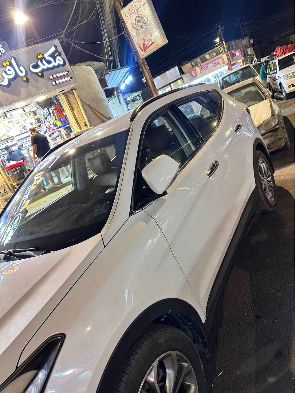 السلام عليكم سنتافي /٢٠١٥ خليجي 
فول مواصفات ماعده البنراما
٦ سلندر 
٧ راكب
رقم بصره 
باسمي  تحويل ثاني يوم 
السياره نضيفه مال بيت 
ماشي ١٥٧ 
مكينه مجفته وتجفيت صحيح 
السياره خير من الله ماناقصهه شي 
والسونار موجود بالمنشور 
السعر ١٨٠ وبيهه مجال 
البصره المعقل 
*********** البصرة, العراق

