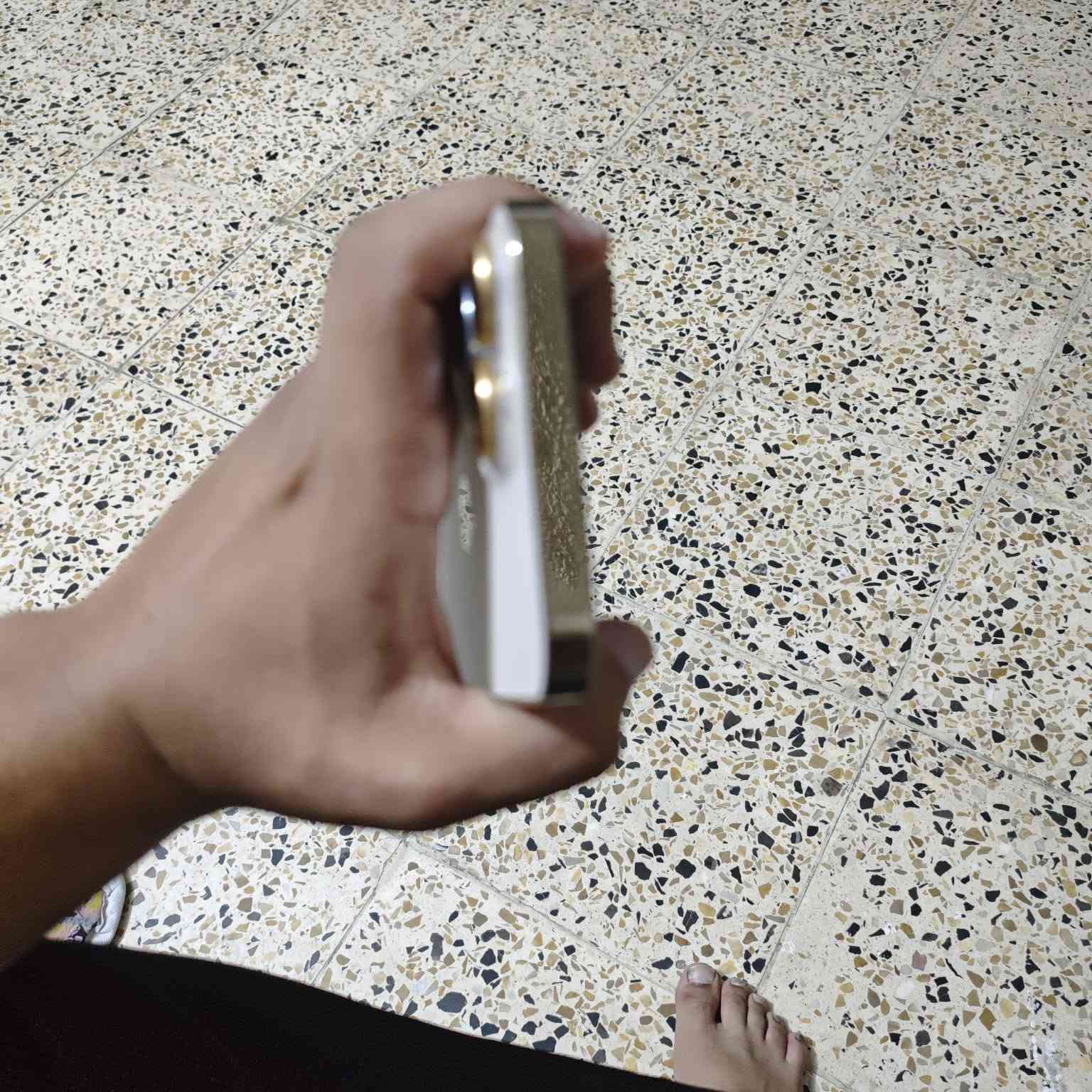 السلام عليكم عندي جهاز ايفون 13برو ماكس للبيع
جهاز أمريكي 
بطاريه89🔋
نضافه الجهاز 99%
شخط مابي جهاز مكفول من كلشي ممبدل بي اي شي
السعر 750 وبي مجال شي بسيط الي حاب يعرف اي شي عن الجهاز يتواصل وياي من خلال الرقم ادناه
 ***********
رجاءاً المو شراي ليتواصل وياي
