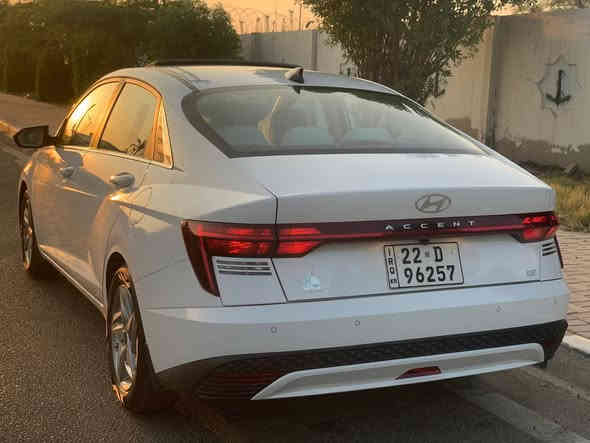 السلام عليكم اكسنت 24 ماشي 32 خليجي كفال السياره  السعر 152 الرقم***********
