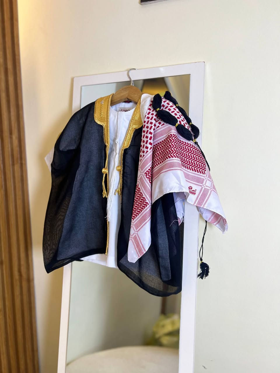 جمله ومفرد
كل قياسات متوفره


**إذا كنت صاحب هذا الإعلان وتريد حذفه لأي سبب، رجاءا أرسل رسالة إلى الدعم الفني**