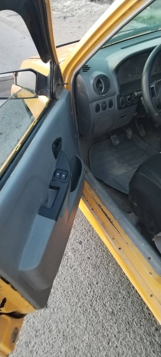 سايبه موديل 2011 محرك وكير  وشواصي مكفوله سياره مابيهه نقص السعر ٢٤ وبيهه مجال العنوان اليوسفية معمل زينب ***********
