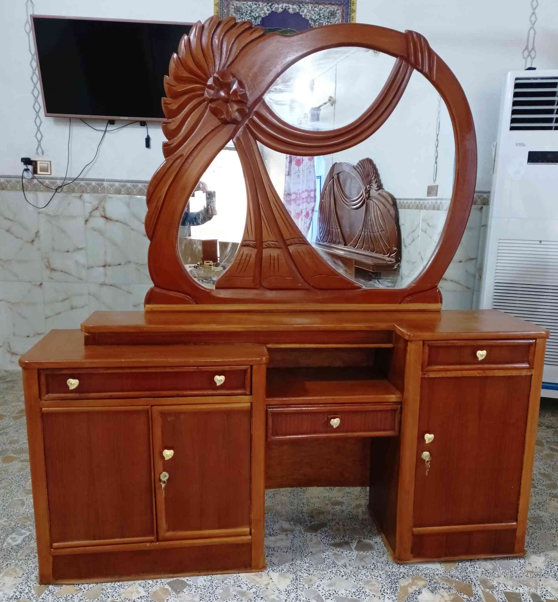 هاتف ابو غرفه *********** ‏‪
غرفة صاج عراقي شرط النظافه والقوه ( تزكام درجه اولى)ام الخمسه باب سعر 475 بيه مجال مكان النجف
