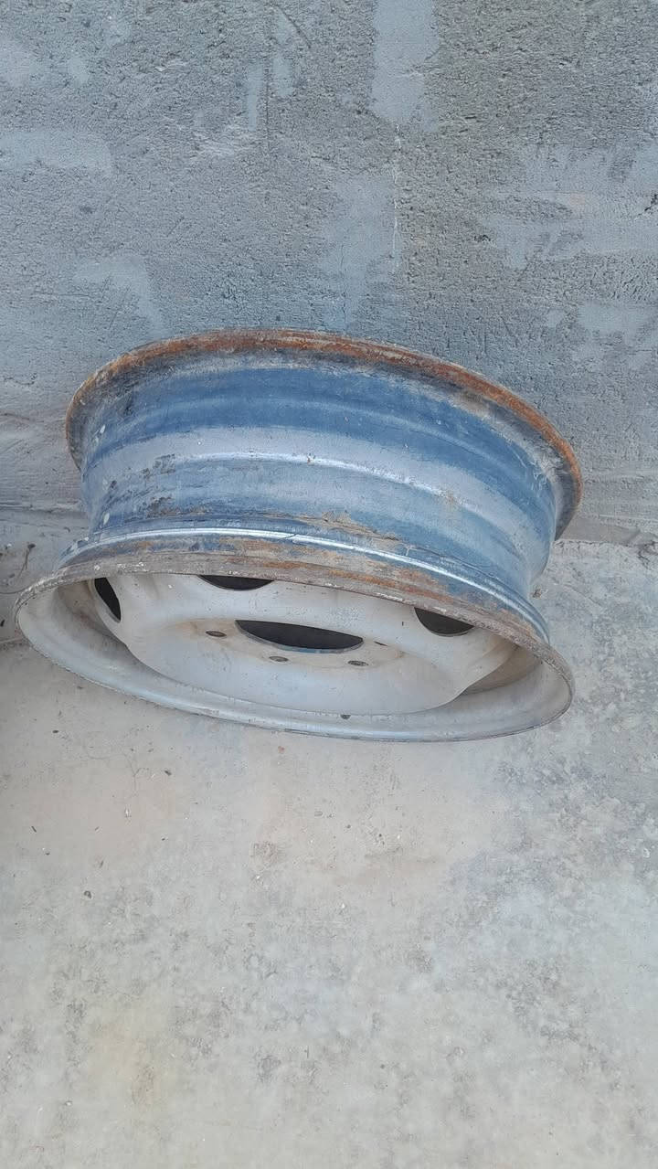 من رخصت مديرالكروب اللبيع ويل جنبي مازدات ماعرفهن مال ياسياره


**إذا كنت صاحب هذا الإعلان وتريد حذفه لأي سبب، رجاءا أرسل رسالة إلى الدعم الفني**