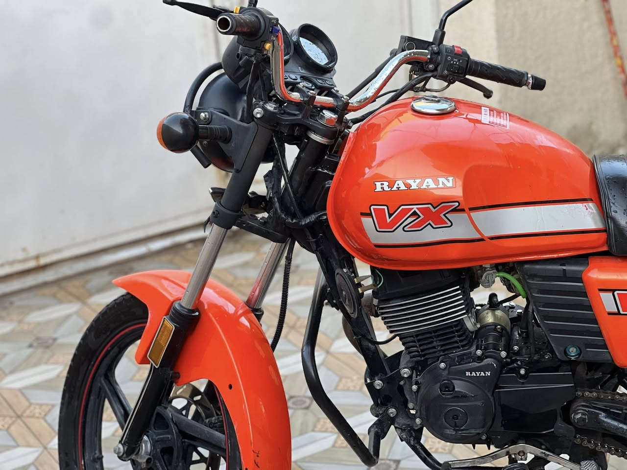 السلام عليكم دايون نفخ موديل 2023 ///200cc       اوراق اصولي بأسمي  وكيل(ثامر خلخال)
نضافه كدامك محرك ممفتوح دراجه حلوه وخير من الله وكلش ناعمه 
برغي ما ناقص 
السعر المطلوب1.500 
مليون ونص(بيه مجال قليل)
كربلاء 
***********
