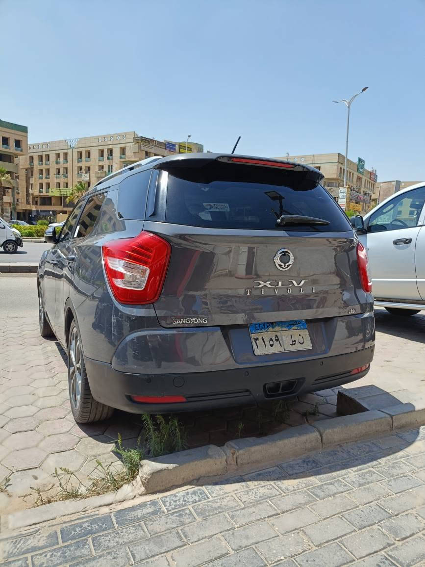 Xlv tivoli 2019
فبريكا بالكامل ماشية 156 الف 
فتحة سقف ، طارة مالتي ، مرايات كهرباء و ضم ، شنطة كهربا السادس من اكتوبر, الجيزة


**إذا كنت صاحب هذا الإعلان وتريد حذفه لأي سبب، رجاءا أرسل رسالة إلى الدعم الفني**