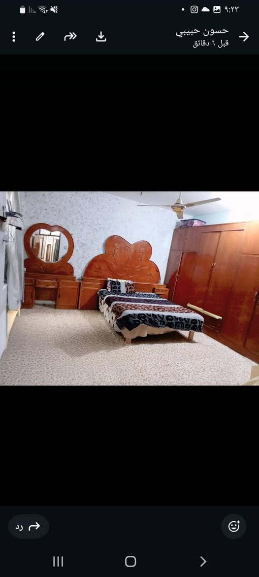 بيت للبيع في ناحية النيل قرب حسينيه احباب الحسين خلف بيت حميدي الخارطه تحتوي على صالة خطار زائد مطبخ زائد هول زائد غرفتين نوم زائد مجمع صحيات داخلي  ممر خلفي زائد ممر من جهة الهول زائد كراج زائد صحيات خارجية  الاستفسار على الرقم *********** / *********** البيت ماناقص اي شي تجي وجيك بنفسك
