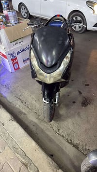 دراجه pcx جيل اول محرك ١٢٥  كهربائيات شغاله واستان ازدحام لبيع ب١و١٥٠ا...