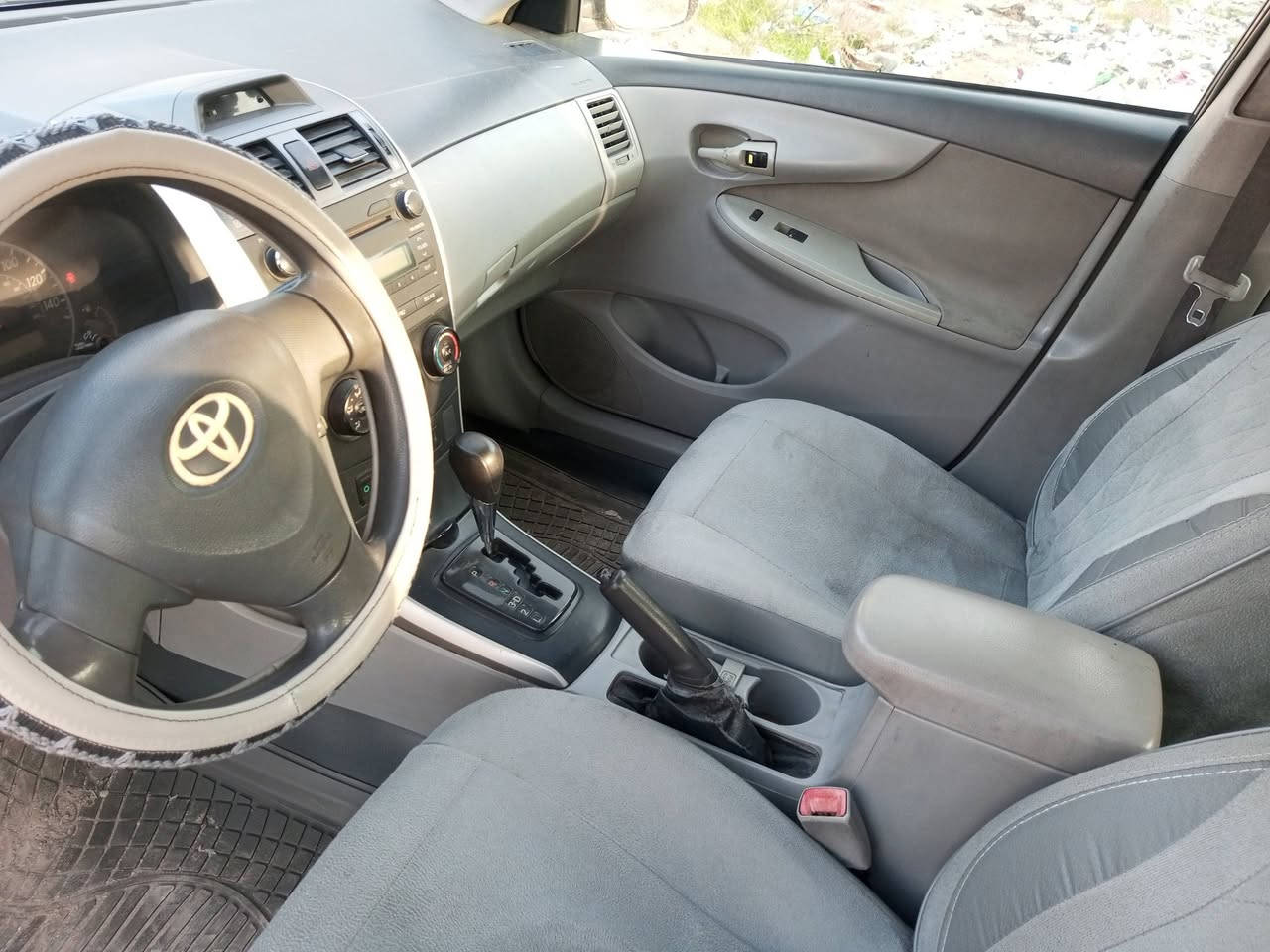 سلام عليكم كورلاء للبيع 2009 كير محرك وتبريد خير من الله تخم تاير صدر جديد رقم بغداد  هزه جديده سنويه جديده حادثه جاملغ الخلفي بدون دواخل بيه 3 قطع صبغ سعر 90 وبيه مجال بسيط مكان سيارة بغداد للاستفسار اتصال ***********
