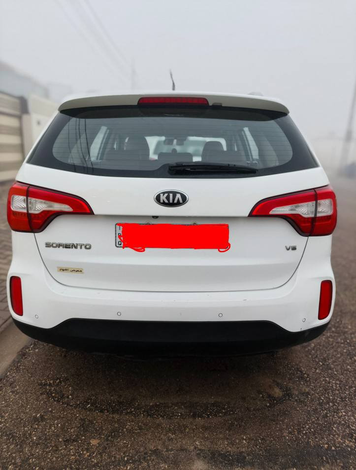 سورنتو 2014 لون ابيض خليجي
محرك V6 3500  
السيارة 7 راكب 
السيارة فول مواصفات عده البانوراما 
بصمه تشغيل وبصمه ابواب اشارة ترحيب 
اناره داخلية كشن كهرباء مري شفط   
كير ومحرك بشرط دوسه ليزري سورنتو 
السيارة ماشيه  146km فقط 
السيارة رقم قادسيه الجديد هزة وسنويه جديده وتحويل مباشر  السياره بسمي  تحويل بشرط 
 السيارة كفالة ما عده كارت في  باب السائق فقط 
 
الاستفسار على الرقم *********** موجود واتساب

