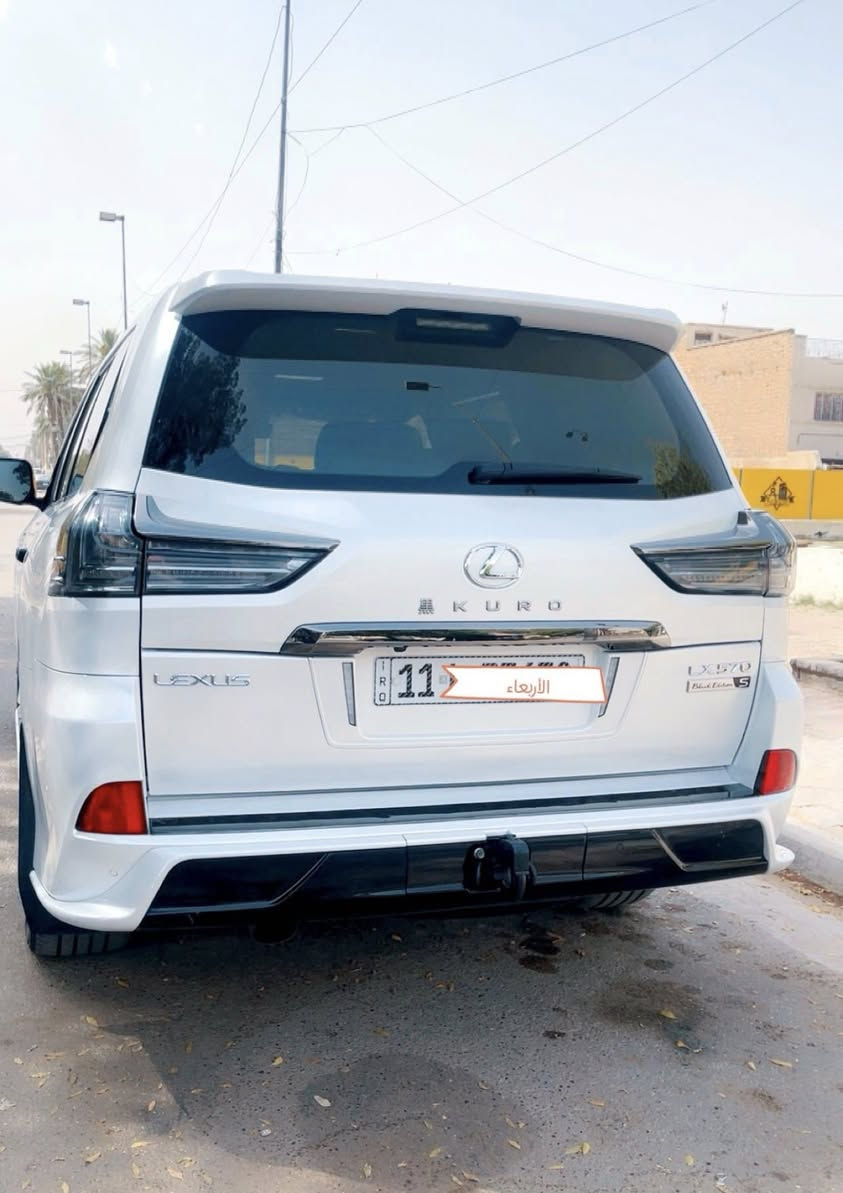 السلام عليكم للبيع فقط لكزز كورو 2019 ماشيه 50 الف حقيقي حقيقي بيها رصعه بارد بلجاملغ الامامي او بيها تكحيله كارت ممبينه ابد بلهلال الخلفي الباقي كله كفاله عامه السياره كلش نظيفه واحلى من الصور مكاني بغداد شارع فلسطين ***********
