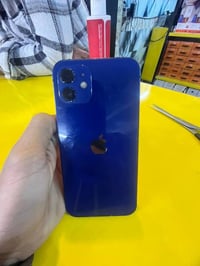 آيفون ١٢ • ٦٤ جيجا • بطارية وشاشة مبدلة