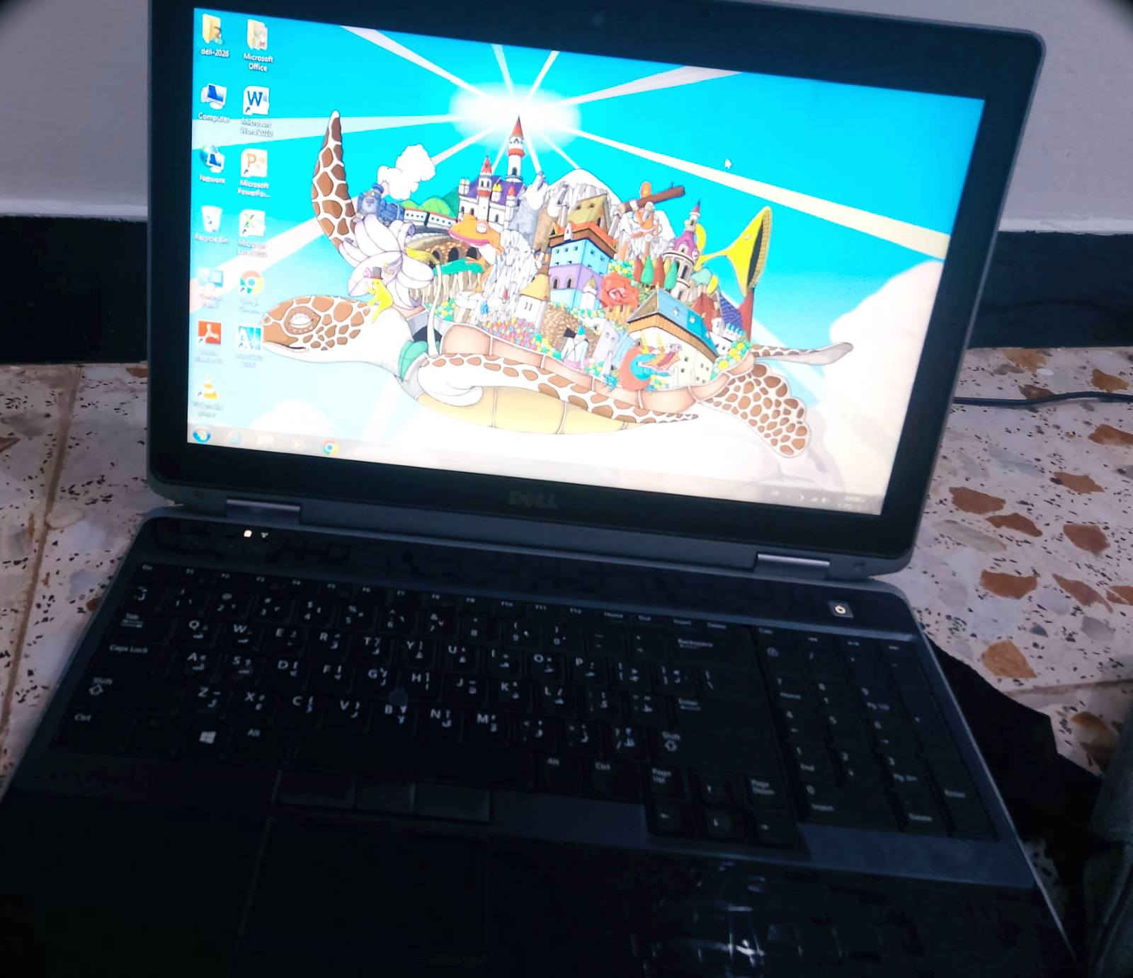 💻 موديل الجهاز:
Dell Latitude E6530

💻 المواصفات:

• المعالج: Intel® Core™ i5-3320M @ 2.60GHz
• الرام: 4 GB DDR3
• التخزين: 500 GB
• نظام التشغيل: Windows 10 Pro 64-bit
• الشاشة: 15.6 إنج
• كاميرا أمامية
• واي فاي وبلوتوث
• منافذ USB متعددة
• منفذ HDMI
• منفذ VGA
• منفذ شبكة LAN
• منفذ هيدفون ومايك
• قارئ بطاقات SD
• مشغل أقراص DVD-RW
• بطارية جيدة
• شاحن أصلي
• مناسب للدراسة، التصفح، برامج الأوفيس والأوتوكاد الخفيف
• الجهاز من فئة الأعمال ومتين للاستخدام اليومي
للتواصل خاص


**إذا كنت صاحب هذا الإعلان وتريد حذفه لأي سبب، رجاءا أرسل رسالة إلى الدعم الفني**